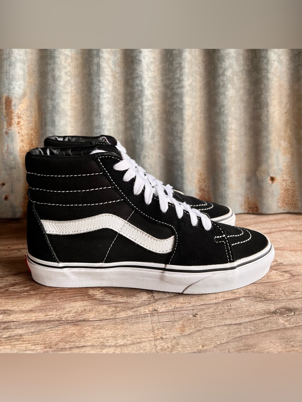 Vans Sk8-Hi Classic Shoe